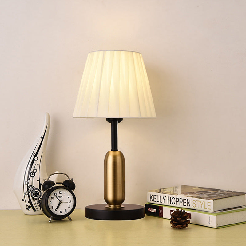 Maison European Retro Table Lamp | Touch Control Bedside Light